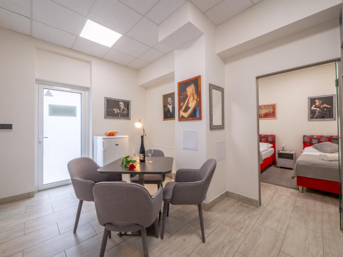 Apartmany Style เปรเชา ภายนอก รูปภาพ